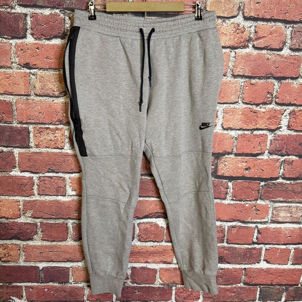 Nike Tech Fleece Joggers Mens XL Gray Tapered Sweatpants Athletic 545343-065